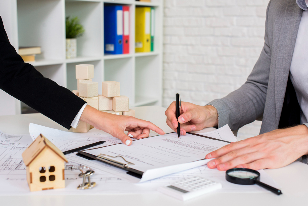 Best Property Lawyer in Noida | Top Real Estate Lawyer in Greater Noida for Land & Property Disputes